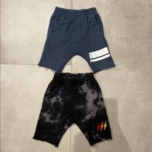 Tiny Whales boys shorts Size 4 (set of two)